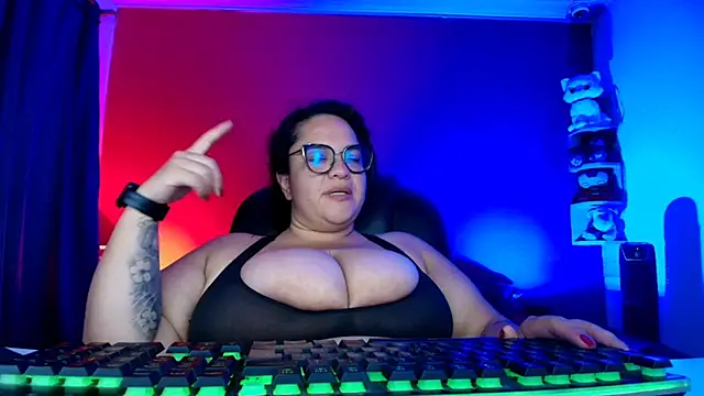 lulubigtitts1 online show from January 2026 03:31:01 AM