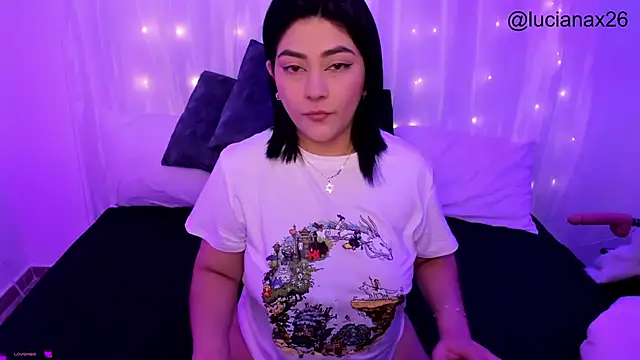 lucy26  online show from November 2025 03:17:01 AM