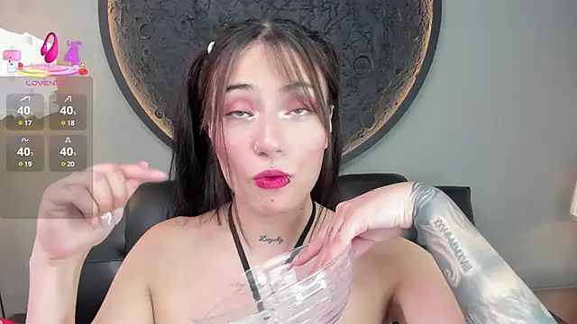 miss sharlotte18 online show from February 2025 06:11:01 PM