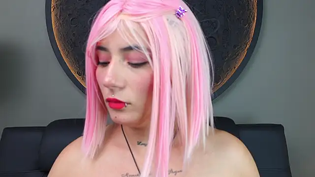 miss sharlotte18 online show from September 2025 06:11:02 PM