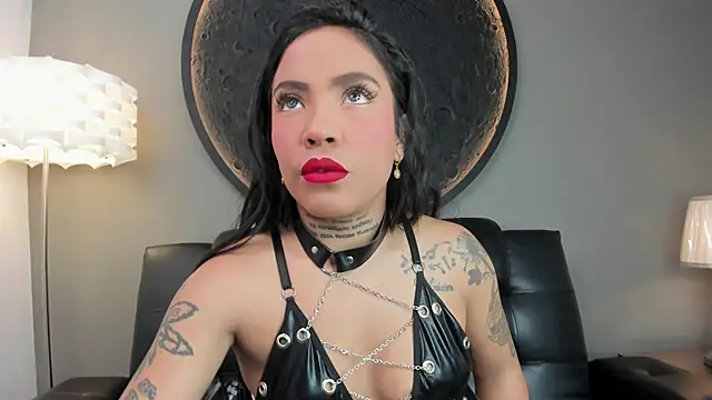 miss vaiolette online show from February 2025 11:01:02 AM