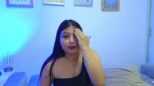 annylouis online show from December 2025 07:23:02 PM