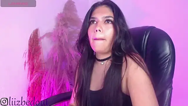 liz bedoutxx online show from September 2025 01:32:02 AM