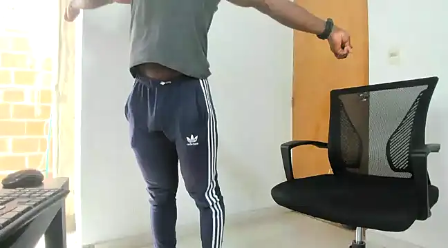 Snapshot of DaleHamilton chatting on December 2024 02:30:01 PM DaleHamilton online show from December 2024 02:30:01 PM