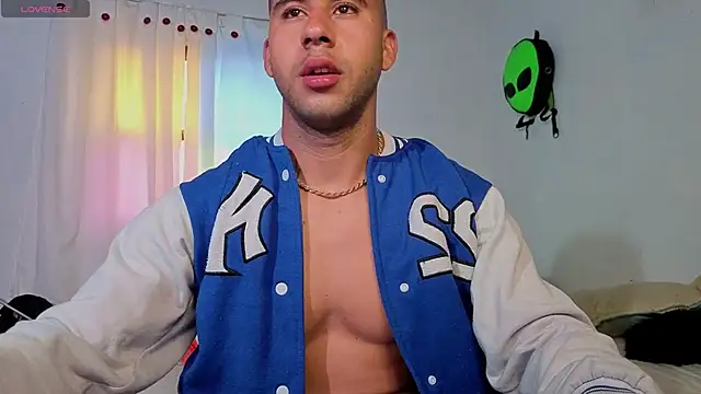 Snapshot of Daiki_Jack chatting on November 2025 09:37:02 PM Daiki Jack online show from November 2025 09:37:02 PM