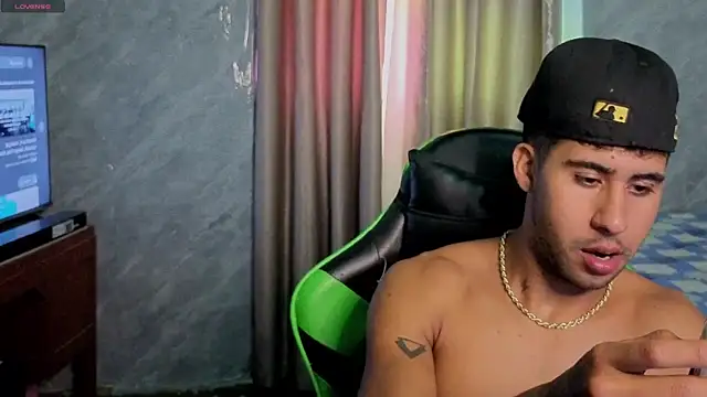 Snapshot of Daiki_Jack chatting on April 2026 02:47:01 PM Daiki Jack online show from April 2026 02:47:01 PM