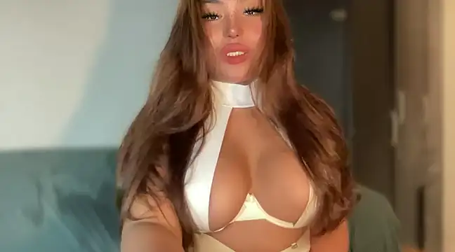 BigDominaMia online show from December 2024 06:12:01 PM