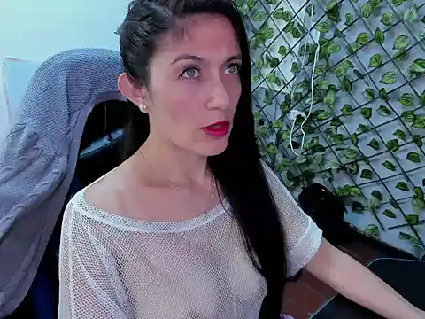 Snapshot of AnnyMilet_ chatting on March 2026 11:34:01 PM AnnyMilet online show from March 2026 11:34:01 PM