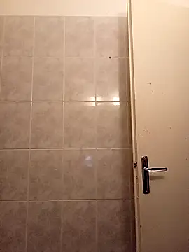 callmelouve online show from November 2025 07:58:01 PM