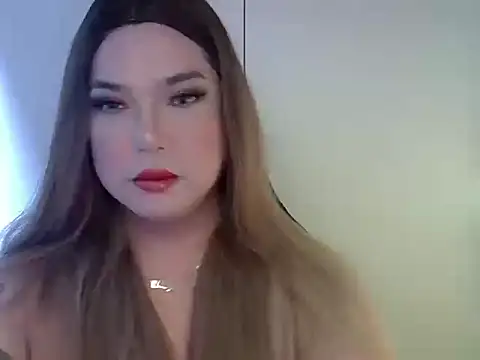 StrawberryWine07 online show from July 2026 02:30:01 PM