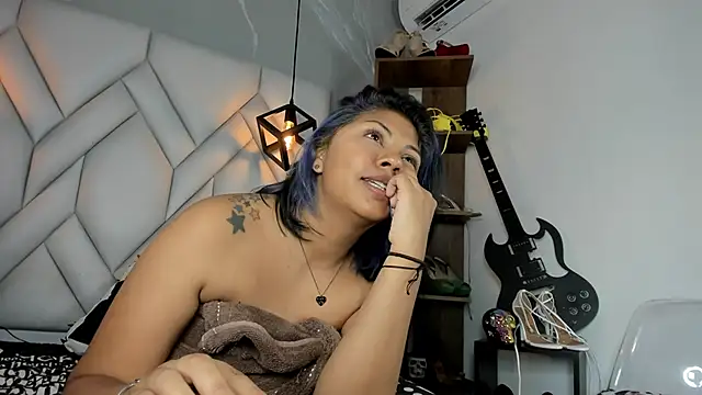 MirandaHaguen online show from February 2025 04:06:01 AM