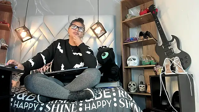 MirandaHaguen online show from February 2025 01:03:02 PM