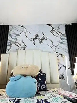 mollieblue69 online show from October 2025 01:06:02 PM