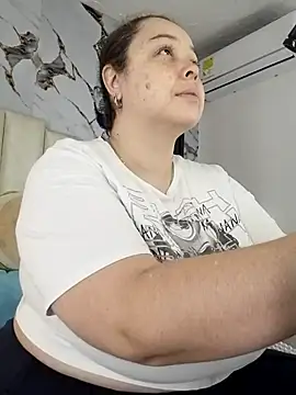 mollieblue69 online show from November 2025 01:00:01 PM