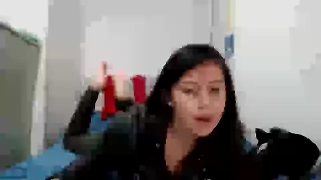 Snapshot of sandyquinnxx chatting on February 2025 12:38:02 PM sandyquinnxx online show from February 2025 12:38:02 PM