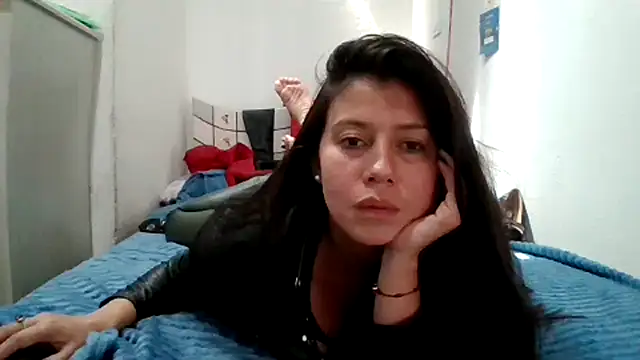 Snapshot of sandyquinnxx chatting on February 2025 03:42:01 PM sandyquinnxx online show from February 2025 03:42:01 PM