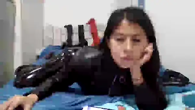 Snapshot of sandyquinnxx chatting on February 2025 12:14:02 PM sandyquinnxx online show from February 2025 12:14:02 PM