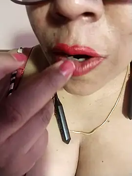 Snapshot of tharu_sweet chatting on September 2025 06:18:02 PM tharu sweet online show from September 2025 06:18:02 PM