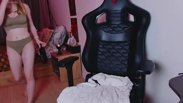  whiteprincess online show from October 2025 10:36:01 AM