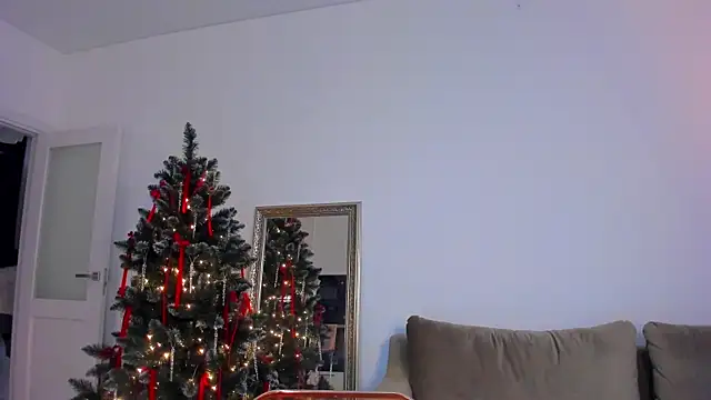 Kossie  online show from December 2024 11:22:01 AM