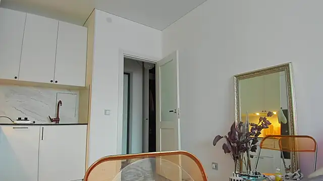 Kossie  online show from February 2025 11:54:01 AM