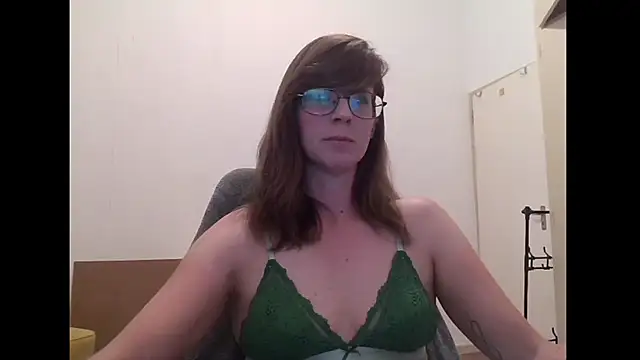 Snapshot of SavannaGirly chatting on March 2026 02:24:02 PM SavannaGirly online show from March 2026 02:24:02 PM