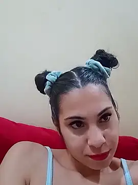 Snapshot of molymeneses chatting on January 2025 09:02:01 PM molymeneses online show from January 2025 09:02:01 PM