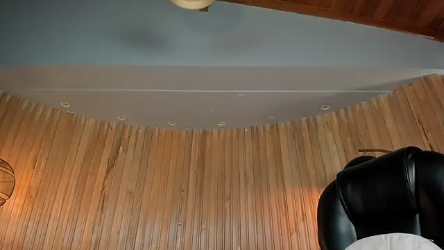 MaryLewis  online show from March 2025 02:48:02 PM