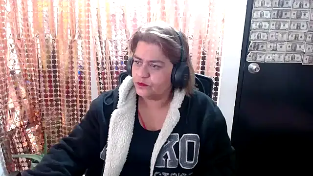 Snapshot of NAILAH_SANZ chatting on March 2025 09:40:02 AM NAILAH SANZ online show from March 2025 09:40:02 AM