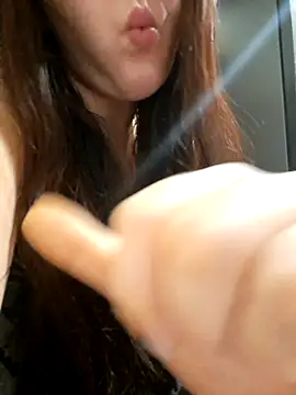 Snapshot of NansyyyaLiannkkaasssssa78 chatting on February 2025 06:43:02 PM NansyyyaLiannkkaasssssa78 online show from February 2025 06:43:02 PM