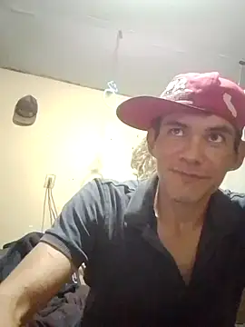 Snapshot of MarsWood chatting on October 2025 06:39:02 AM MarsWood online show from October 2025 06:39:02 AM