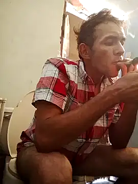 Snapshot of MarsWood chatting on November 2025 11:15:01 PM MarsWood online show from November 2025 11:15:01 PM