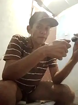 Snapshot of MarsWood chatting on November 2025 01:26:02 AM MarsWood online show from November 2025 01:26:02 AM