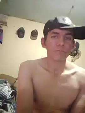 Snapshot of MarsWood chatting on November 2025 07:04:02 PM MarsWood online show from November 2025 07:04:02 PM