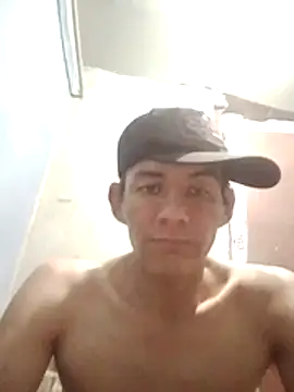 Snapshot of MarsWood chatting on November 2025 06:05:02 AM MarsWood online show from November 2025 06:05:02 AM