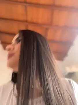 Snapshot of jailyncam_ chatting on January 2025 06:48:01 PM jailyncam online show from January 2025 06:48:01 PM