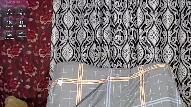 Snapshot of EmilyDoth chatting on December 2024 05:26:02 PM EmilyDoth online show from December 2024 05:26:02 PM