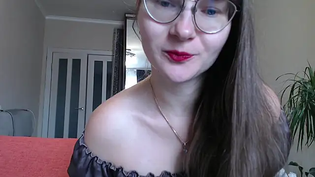 KiraGoldens online show from September 2025 06:13:01 AM