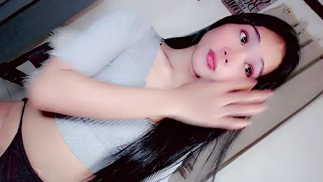 amomentoflust69 online show from February 2026 04:50:02 AM