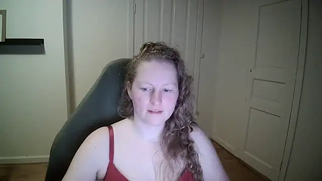 Snapshot of Girlnina-1995 chatting on March 2025 07:53:02 PM Girlnina-1995 online show from March 2025 07:53:02 PM