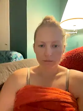 Snapshot of Girlnina-1995 chatting on October 2025 07:16:01 AM Girlnina-1995 online show from October 2025 07:16:01 AM