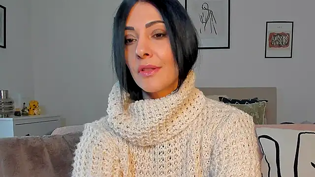 Snapshot of AryaSummersReal chatting on March 2025 12:48:02 PM AryaSummersReal online show from March 2025 12:48:02 PM