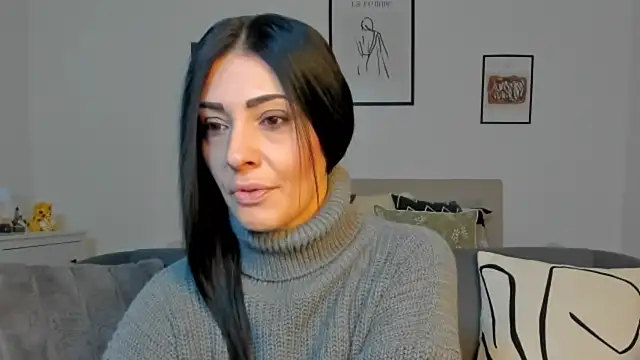 Snapshot of AryaSummersReal chatting on March 2025 08:37:02 AM AryaSummersReal online show from March 2025 08:37:02 AM