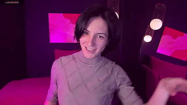 LorenDaze online show from December 2024 02:06:01 PM