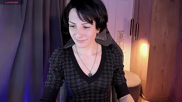 LorenDaze online show from March 2025 01:49:01 PM