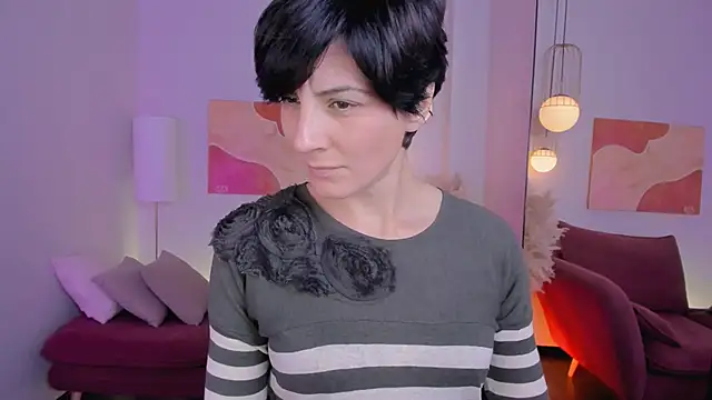 LorenDaze online show from October 2025 02:29:01 PM