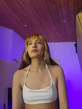 lola vlad online show from May 2026 11:32:02 PM