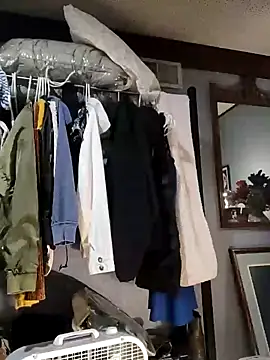 eatmeplease44 online show from January 2025 05:00:02 AM