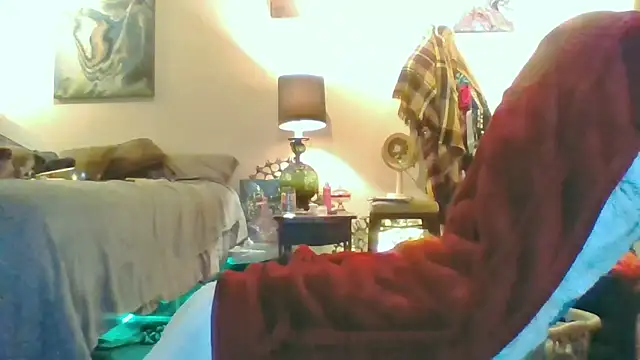 eatmeplease44 online show from September 2025 01:59:01 PM