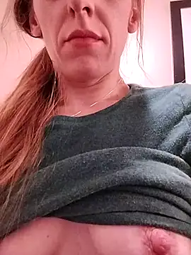 eatmeplease44 online show from November 2025 12:40:01 PM